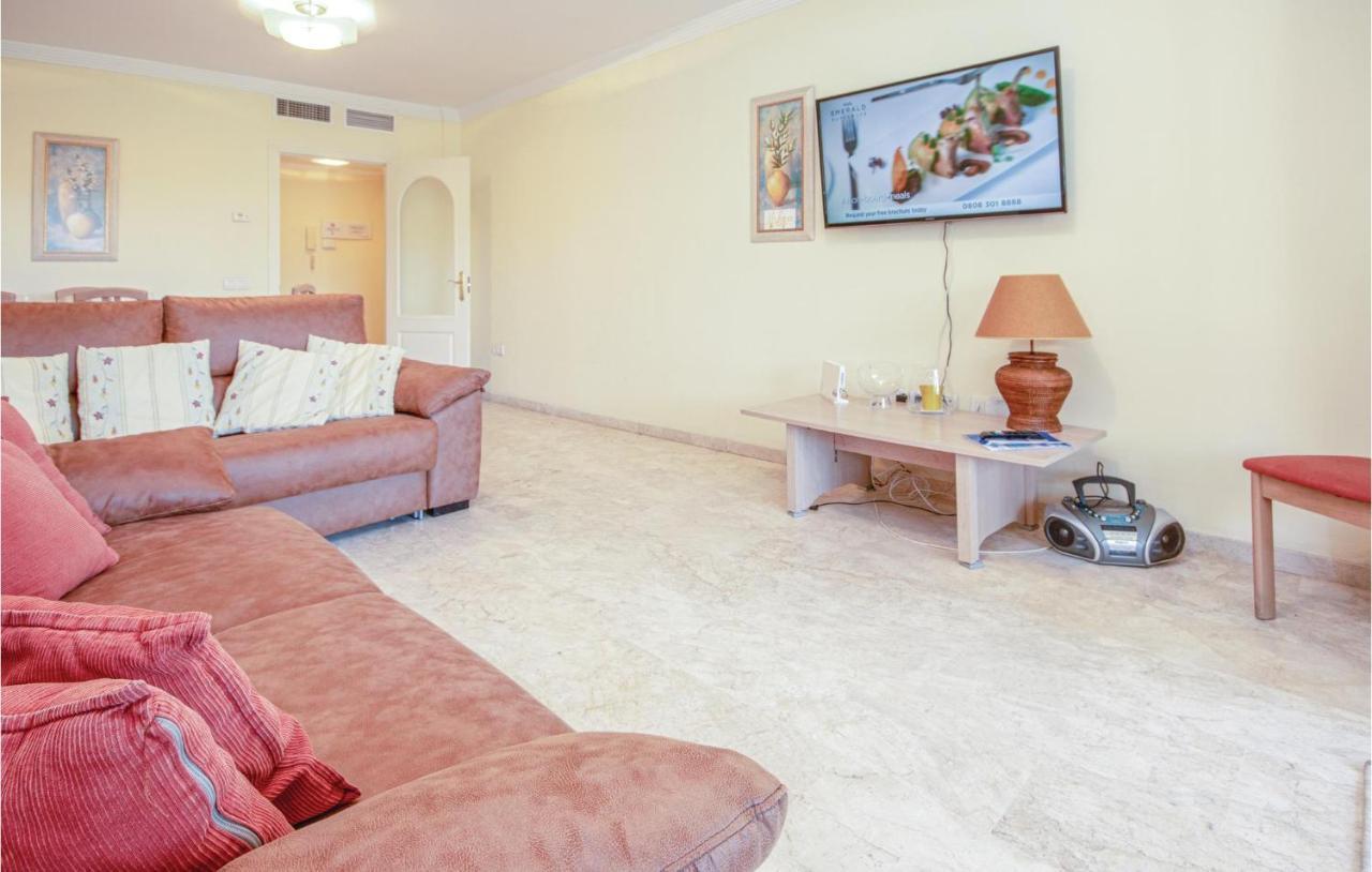 Stunning Apartment In Marbella W/ Outdoor Swimming Pool, Wifi And 2 Bedrooms Bagian luar foto